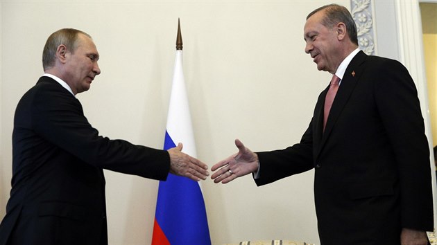 Recep Tayyip Erdogan se v Rusku setkal s Vladimirem Putinem (9. ervence 2016)