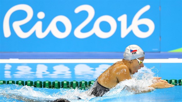 Martina Moravkov v olympijskm zvodu na 100 metr prsa. (7. srpna 2016)