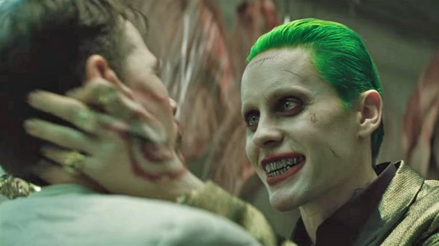 Jared Leto jako Joker ve filmu Sebevraedn oddl