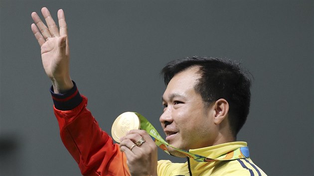 Sportovn stelec Hoang Xuan Vinh vybojoval pro Vietnam zlato.