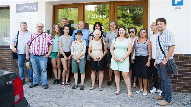 Pbuzn Ireny a Jiho Weinbergerovch pijeli do Znojma uctt jejich pamtku. Zemeli bhem holocaustu.