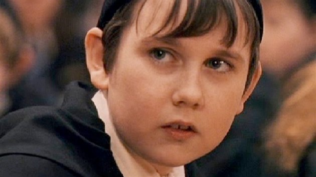Matthew Lewis ve filmu Harry Potter a Kmen mudrc (2001)