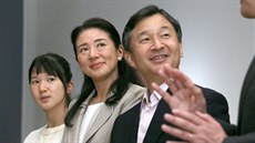 Naruhito a Masako na výstav obraz  Pierre-Augusta Renoira ve Francii. Snímek...