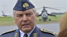 Nový velitel letectva brigádní generál Jaromír Šebesta Nový velitel letectva brigádní generál Jaromír Šebesta