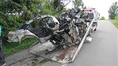Mladý řidič jel s BMW u Horní Moštěnice vysokou rychlostí a narazil do stromu.... Mladý řidič jel s BMW u Horní Moštěnice vysokou rychlostí a narazil do stromu....