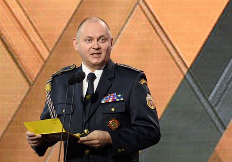 Hejtman Michal Haek ve své podplukovnické uniform na vyhláení Dobrovolných...