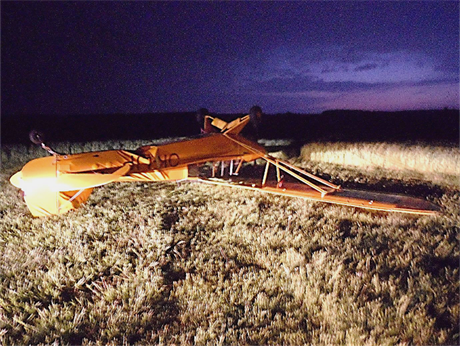 Letadlo Piper po nehod v Bánov u Uherského Hradit