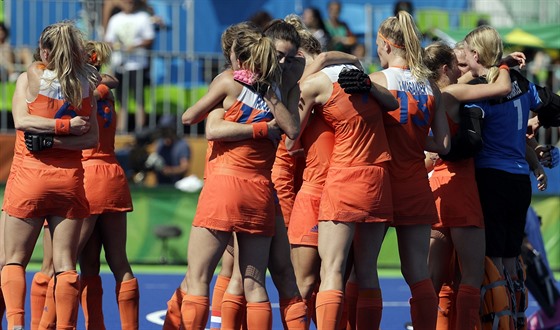 Nizozemské pozemkáky slaví postup do finále v olympijském turnaji v Riu.