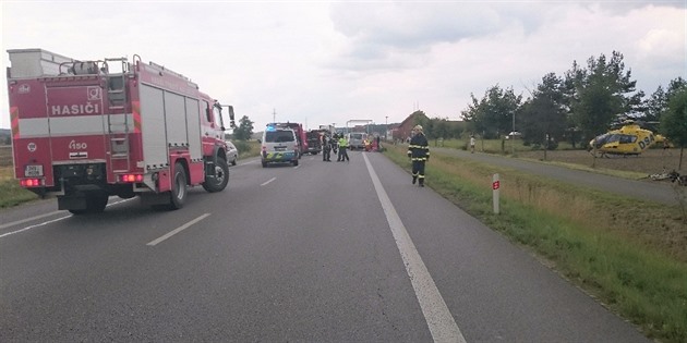 Pi tragické nehod u Týnit zemel cyklista (17.8.2016).