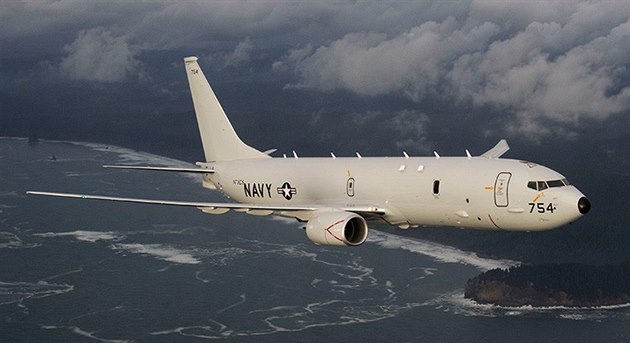 Hlídkový P8 Poseidon je vyvinut z civilního stroje Boeing 737. Hlídkový P8 Poseidon je vyvinut z civilního stroje Boeing 737.