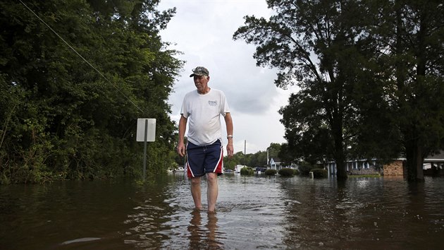 Jih americk Louisiany postihly niiv zplavy. (17. srpna 2016)