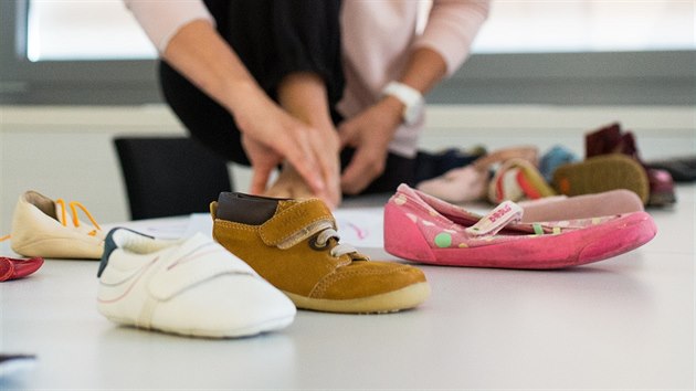 Vedouc ateliru Design obuvi zlnsk univerzity Jana Buch vysvtluje jak vybrat sprvnou obuv.