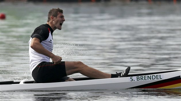 Nmeck kanoista Sebastian Brendel  ovldl olympijsk zvod na 1000 metr.