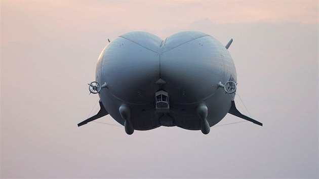 Tento zábr z prvního letu vzducholodi Airlander 10 vyvolává na sociálních...