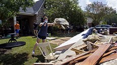 Jih americké Louisiany postihly ničivé záplavy. (16. srpna 2016) Jih americké Louisiany postihly ničivé záplavy. (16. srpna 2016)
