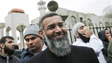 Propagátor radikálního islámu a zavedení práva aría v Británii Anjem Choudary...