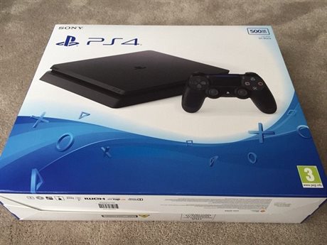 PlayStation 4 Slim