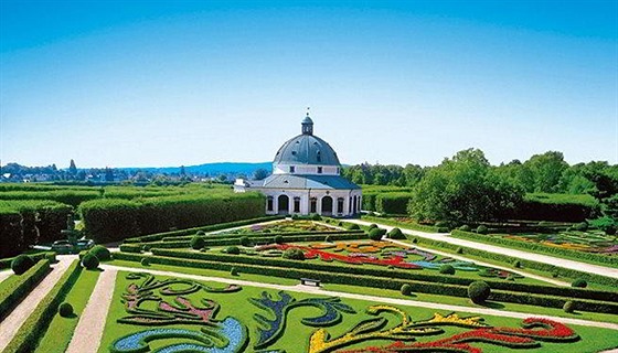 Kvtná zahrada byla v roce 1998 zapsána do seznamu památek UNESCO.
