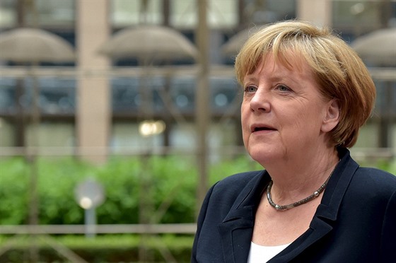 Nmecká kancléka Angela Merkelová na jednání zástupc eurozóny v Bruselu (7....