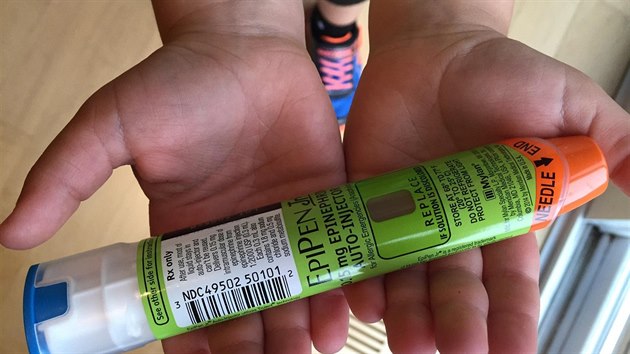 Pero EpiPen od firmy Mylan Pero EpiPen od firmy Mylan