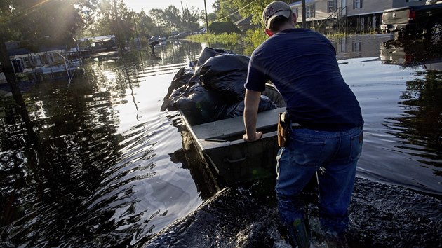 Jih americk Louisiany postihly niiv zplavy (20.8.2016).