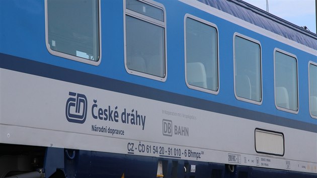 esk drhy nasadily nov modernizovan vozy na trasu z Prahy do Hamburku.