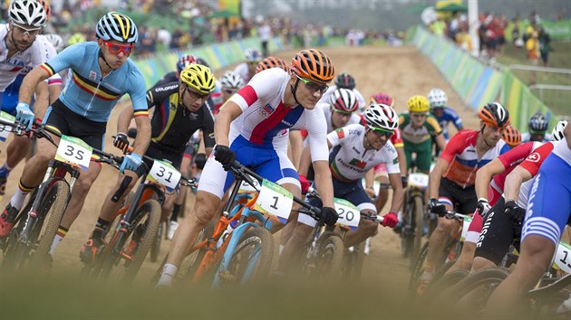 esk cyklista Jaroslav Kulhav (uprosted) v olympijskm zvodu horskch kol v brazilskm Riu. (21. srpna 2016)