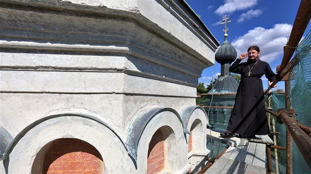 Nejstar pravoslavn chrm v esku, chrm sv. Olgy ve Frantikovch Lznch, se vrt ke sv pvodn podob.