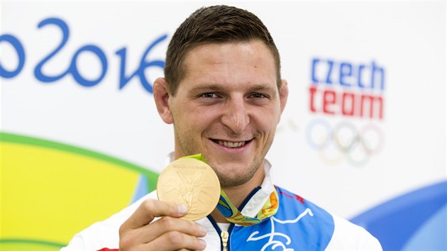 Luk Krplek se chlub zlatou olympijskou medail z Ria.