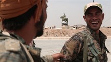 Kurdské milice YPG ve mst Hasaká na severovýchod Sýrie. (22. srpna 2016)