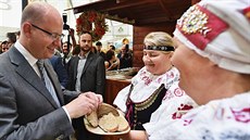 Premiér Bohuslav Sobotka navštívil mezinárodní agrosalon Země živitelka v... Premiér Bohuslav Sobotka navštívil mezinárodní agrosalon Země živitelka v...