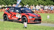 Momentka z první etapy Barum Czech Rally Zlín. Na snímku Jan Kopecký a Pavel... Momentka z první etapy Barum Czech Rally Zlín. Na snímku Jan Kopecký a Pavel...