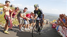 DO ELA PRB̎NÉHO POADÍ. Nairo Quintana se po osmé etap Vuelty dostal na...