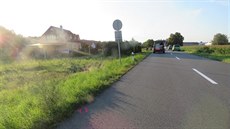 Nehoda se stala na silnici mezi Kromíí a Chropyní v Pleovci.