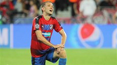 Nešťastný výraz plzeňského fotbalisty Marka Bakoše hovoří za vše. Liga mistrů... Nešťastný výraz plzeňského fotbalisty Marka Bakoše hovoří za vše. Liga mistrů...