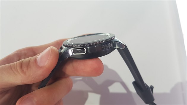 Chytr hodinky Samsung Gear S3 na veletrhu IFA 2016