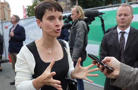 éfka nmecké pravicov populistické AfD Frauke Petryová mluví o úspchu své...