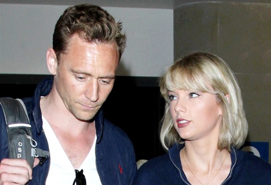 Tom Hiddleston a Taylor Swiftová (2016)