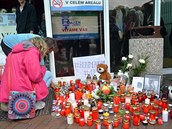 Pietní místo u libereckého bazénu. Pietní místo u libereckého bazénu.