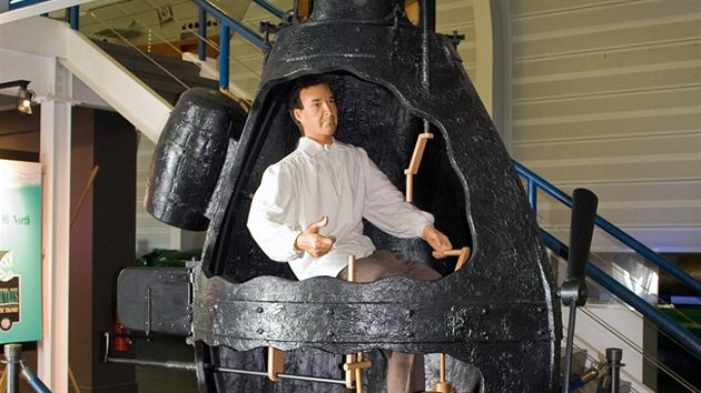 Model ponorky Turtle ve skuten velikosti v ponorkovm muzeu v Grotonu ve stt Connecticut