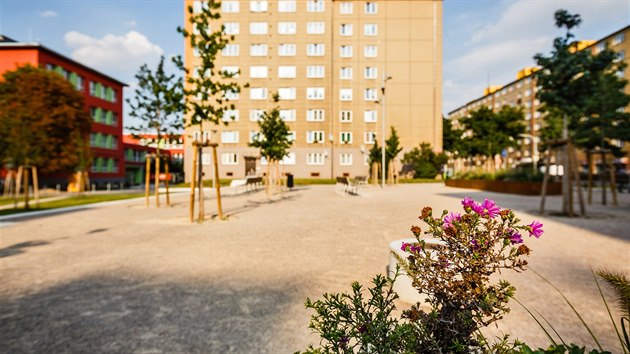 Park Balabenka, Náměstí Na Balabence, Praha 9