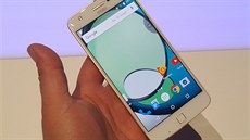 Moto Z Play a modulární příslušenství Moto Z Play a modulární příslušenství