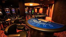Hotel a kasino jménem Victory v Popůvkách se chystá na otevření. Výbavu kasina... Hotel a kasino jménem Victory v Popůvkách se chystá na otevření. Výbavu kasina...