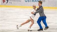 ÚSP̊NÍ TANENÍCI. eký tanení pár Nicole Kuzmich, Alexandr Sinicyn skonil...