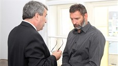 Před přerovským soudem stanul čtyřiačtyřicetiletý Robert Fryč, který loni jako... Před přerovským soudem stanul čtyřiačtyřicetiletý Robert Fryč, který loni jako...
