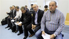 Miroslav Pelta (vpravo) u projednávání osobnostní žaloby na sudího Antonína... Miroslav Pelta (vpravo) u projednávání osobnostní žaloby na sudího Antonína...