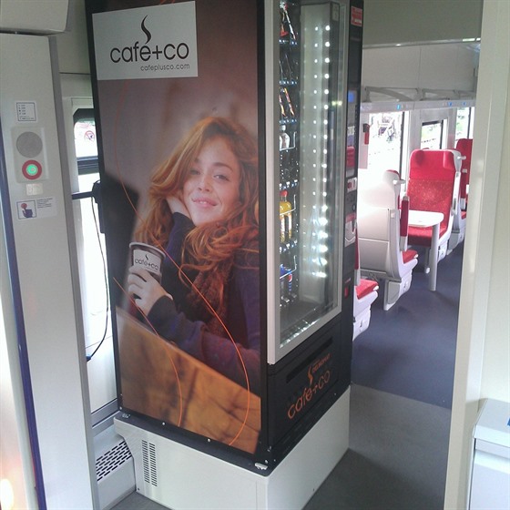 Automat ve vlaku eských drah.