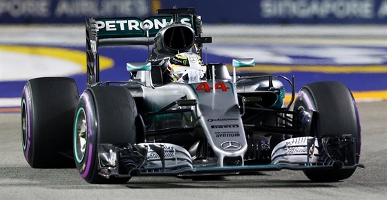 Lewis Hamilton bhem Velké ceny Singapuru