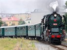 K oslav výroí zahájení provozu na trati z ervenka do Litovle vyjel...