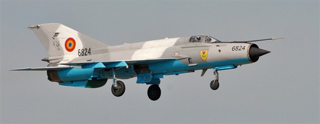 MiG-21 rumunských vzdušných sil na Dnech NATO v Ostravě MiG-21 rumunských vzdušných sil na Dnech NATO v Ostravě